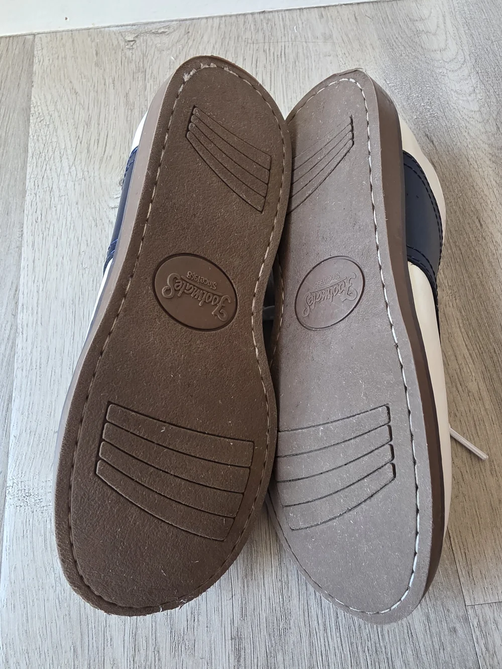 Footmates Cheer Boys Leather White/Navy Lace-Up Shoes, Size 1